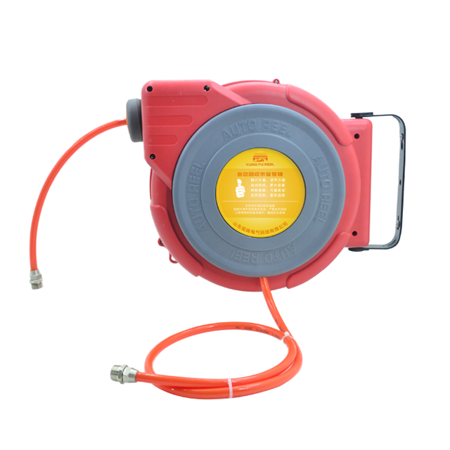 自動(dòng)回收水管卷軸紅色版